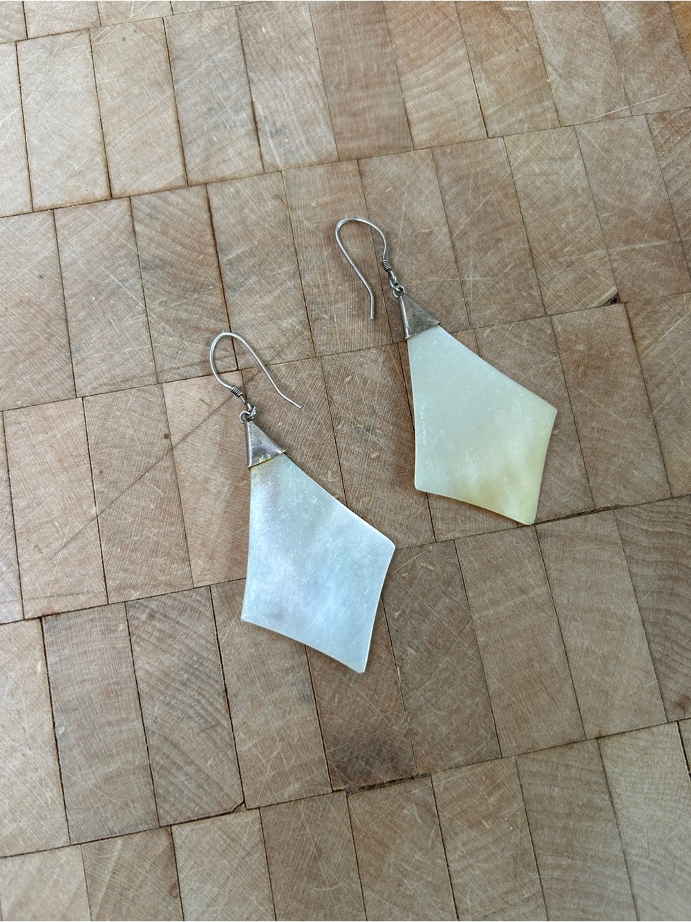 Iridescent Mother-of-Pearl Drop Earrings with Silver Hooks diamond shaped 925